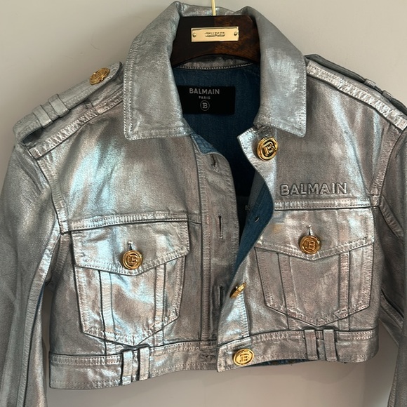BALMAIN
Metallic-Effect Cropped Denim Jacket - Picture 3 of 9